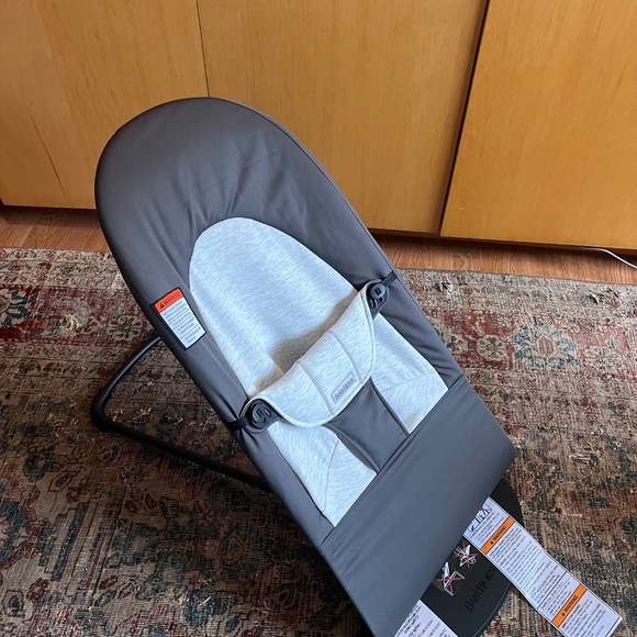 BabyBjorn Bouncer Balance Soft Grey NIB - Picture 2 of 6